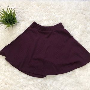 🔥5/25 sale🔥Burgundy textured skater skirt